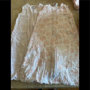 HALO sleep sack bundle of 2 size small(1-6 month)